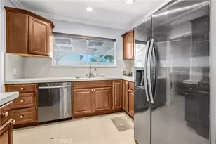 8139 Jellico Ave, Northridge, CA 91325 - Photo 6