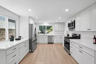 6221 Mammoth, Los Angeles, CA 91401 - Photo 16