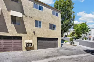 9541 Via Salerno, Burbank, CA 91504 - Photo 56