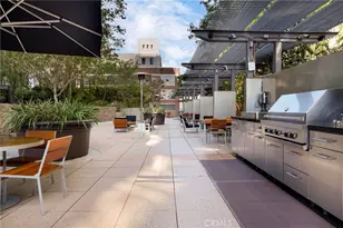 1111 S Grand Ave, Los Angeles, CA 90015 - Photo 22