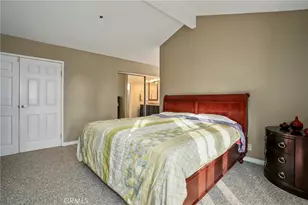 14025 Rabbit Rd, Sylmar, CA 91342 - Photo 24