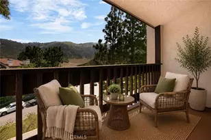 17255 Palisades Cir, Pacific Palisades, CA 90272 - Photo 36