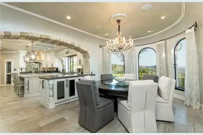 330 Kempton Road, Glendale, CA 91202 - Photo 20