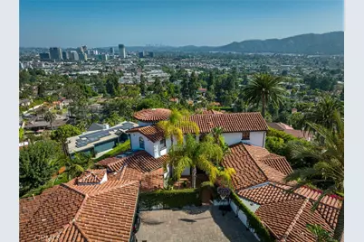 330 Kempton Road, Glendale, CA 91202 - Photo 2