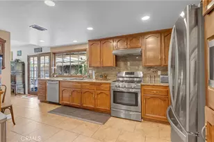 3380 N Lamer St, Burbank, CA 91504 - Photo 22