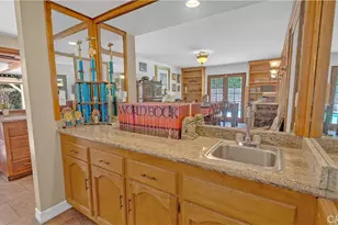 3380 N Lamer St, Burbank, CA 91504 - Photo 36