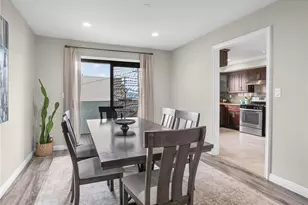 635 E Elmwood Ave, Burbank, CA 91501 - Photo 6
