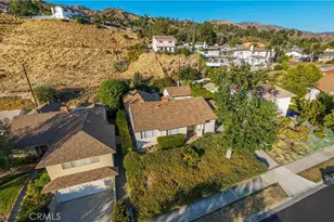1818 Hilton Dr, Burbank, CA 91504 - Photo 42