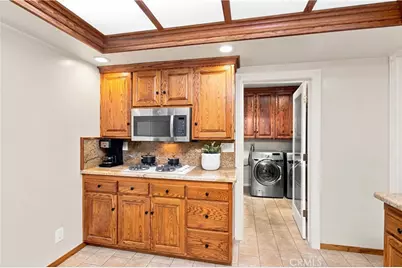 821 Groton Drive, Burbank, CA 91504 - Photo 18