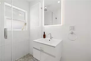 1320 N Catalina, Burbank, CA 91505 - Photo 18