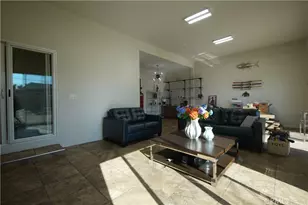 6525 Mary Ellen, Los Angeles, CA 91401 - Photo 32