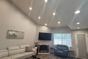 19928 Chase St, Winnetka, CA 91306 - Photo 4