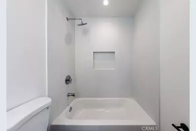 1175 Leighton, Los Angeles, CA 90037 - Photo 36