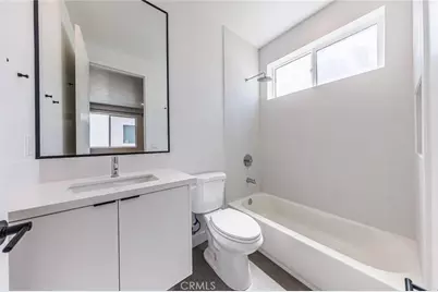 1175 Leighton, Los Angeles, CA 90037 - Photo 44