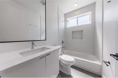 1175 Leighton, Los Angeles, CA 90037 - Photo 40