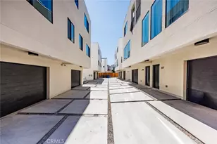 1175 Leighton, Los Angeles, CA 90037 - Photo 18