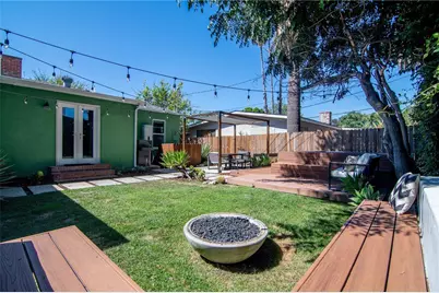 10703 Collins Street, North Hollywood, CA 91601 - Photo 28