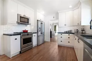 10703 Collins St, North Hollywood, CA 91601 - Photo 12