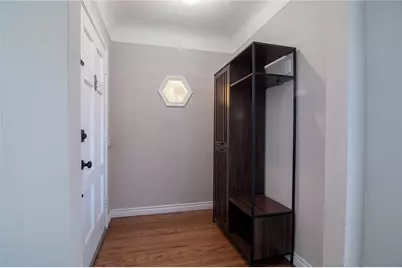 10703 Collins Street, North Hollywood, CA 91601 - Photo 26