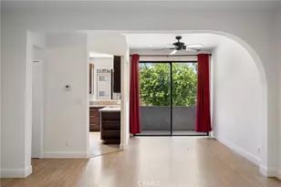 7211 Cozycroft Ave, Winnetka, CA 91306 - Photo 8