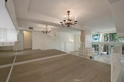 17815 Margate, Encino, CA 91316 - Photo 8