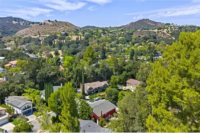 22855 Sparrowdell, Calabasas, CA 91302 - Photo 36