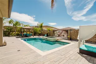 18930 Carranza Ln, Saugus, CA 91350 - Photo 52