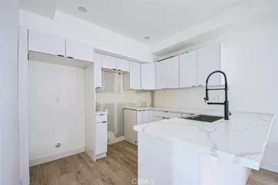 6461 Woodley, Los Angeles, CA 91406 - Photo 26