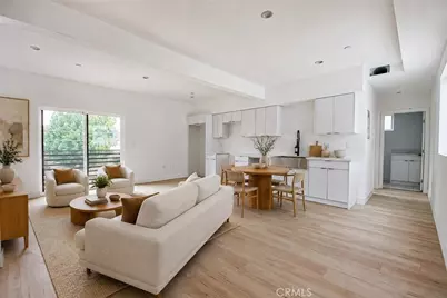 6461 Woodley, Los Angeles, CA 91406 - Photo 2