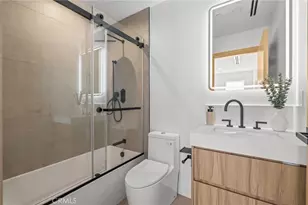 825 N Naomi, Burbank, CA 91505 - Photo 34