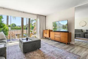 10240 Camarillo St, Toluca Lake, CA 91602 - Photo 12