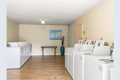 10240 Camarillo Street #208, Toluca Lake, CA 91602 - Photo 28