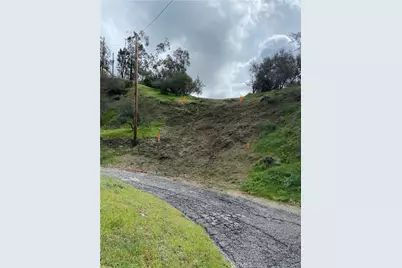 6088 Sister Elsie Drive, Tujunga, CA 91042 - Photo 2