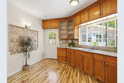 3305 Community Avenue, Glendale, CA 91214 - Photo 10