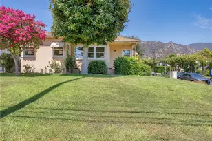 524 S Bel Aire Dr, Burbank, CA 91501 - Photo 32