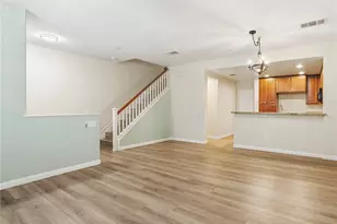 28457 Herrera St, Valencia, CA 91354 - Photo 14
