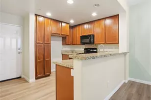 28457 Herrera St, Valencia, CA 91354 - Photo 6