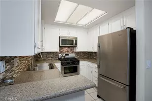 14415 Benefit St, Sherman Oaks, CA 91423 - Photo 12