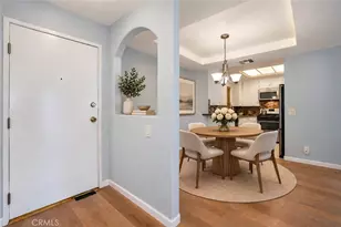 14415 Benefit St, Sherman Oaks, CA 91423 - Photo 2