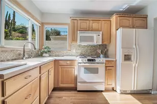 405 N Griffith Park, Burbank, CA 91506 - Photo 12