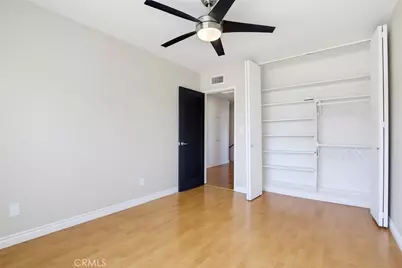 6627 Columbus Avenue, Van Nuys, CA 91405 - Photo 36