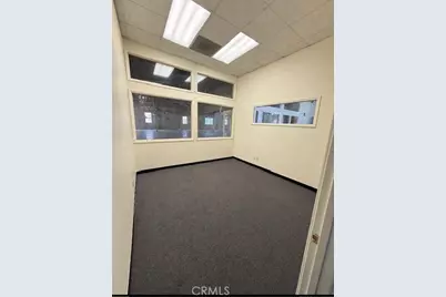 3210 Vanowen Street, Burbank, CA 91505 - Photo 12