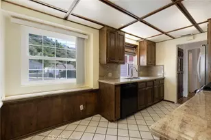 10025 Roscoe Blvd, Los Angeles, CA 91352 - Photo 4