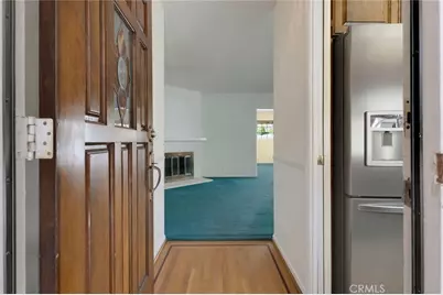 10025 Roscoe Boulevard, Los Angeles, CA 91352 - Photo 8