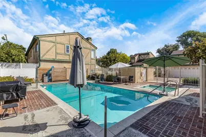 17221 Roscoe Boulevard #2, Northridge, CA 91325 - Photo 28