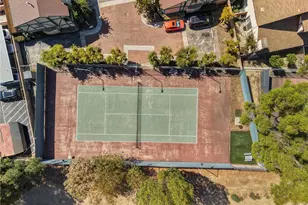 17221 Roscoe Blvd, Northridge, CA 91325 - Photo 30