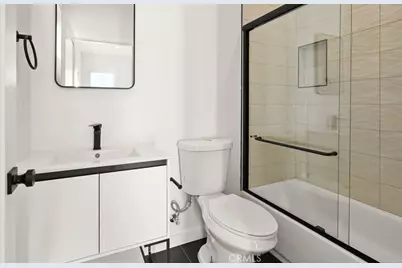 1731 S New Hampshire Avenue, Los Angeles, CA 90006 - Photo 10