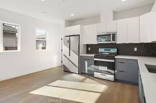 1731 S New Hampshire Ave, Los Angeles, CA 90006 - Photo 6