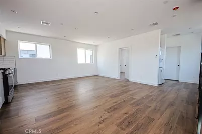 6421 Troost, North Hollywood, CA 91606 - Photo 12