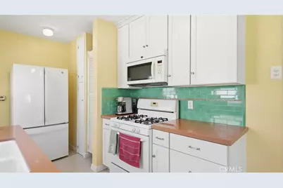 1320 N Kenwood, Burbank, CA 91505 - Photo 12